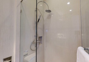 Circle Living Prototype 2 at MRT Petchaburi