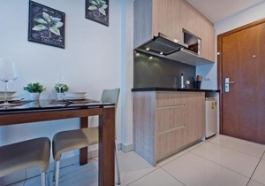 CONVENIENT Studio in Laguna Beach Resort 2.