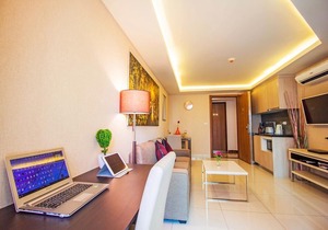 Deluxe 1 bedroom apartment @Laguna Bay 2 Unit#4