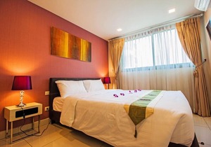Deluxe 1 bedroom apartment @Laguna Bay 2 Unit#4