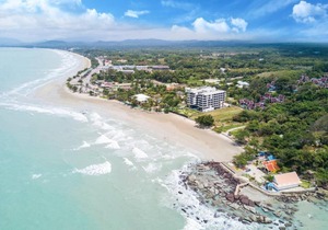Escape Condominium, Mae Phim Beach
