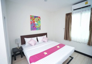 Fabulous double bed room with ABF near Don Mueang Airport