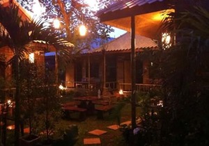 Jaidee Bamboo Huts