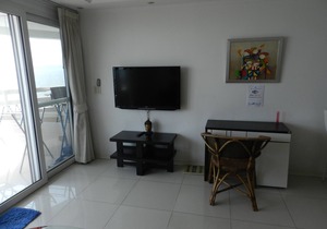 Jomtien PLAZA Condotel. Front the sea, 4 person