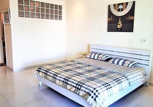 Jomtien Plaza residence large modern studio apartment