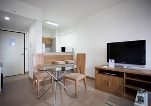 Night Bazaar Road - 40 Sqm - 6th Floor - Work-From-Home w/Fully Fitted Kitchen
