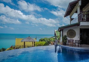 Sandalwood Luxury Villa Resort