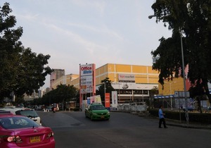 Savi Rooms Super Deluxe Studio (1) Nr Bkk Hospital