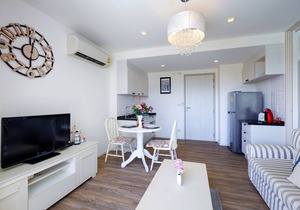 Summer HuaHin 1BR Apt. w PoolView-D0B