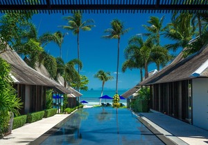 Villa Akatsuki - Luxury Beachfront Villa