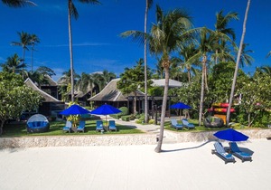 Villa Akatsuki - Luxury Beachfront Villa