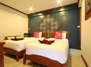 Smilingface Guesthouse | Thani