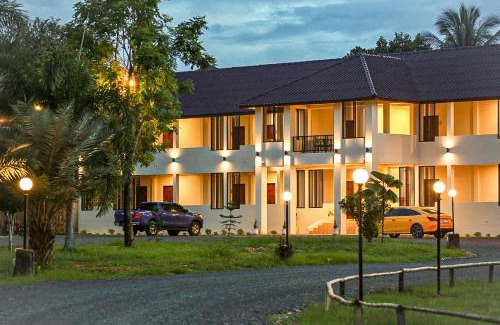 Pua Hostel | น่าน ม่วนใจ Nan Muanjai Hotel