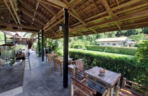 Thong Krut Resort | 14 m² Resort ∙ 2 guests