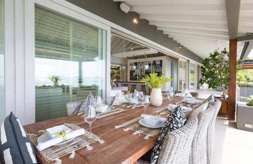 Thong Krut Hotel | 1400 m² Hotel ∙ 5 bedrooms ∙ 12 guests