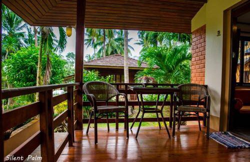 Thong Krut Resort | 150 m² Resort ∙ 2 bedrooms ∙ 4 guests