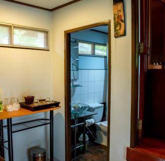Thong Krut Resort | 150 m² Resort ∙ 2 bedrooms ∙ 4 guests