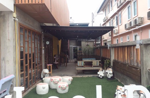 Prachuap Khiri Khan Hostel | 16 m² Hostel ∙ 4 guests
