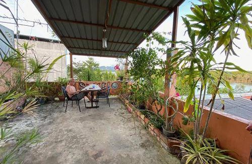 Downtown Krabi Bed & Breakfast | 18 m² Bed and breakfast ∙ 2 guests