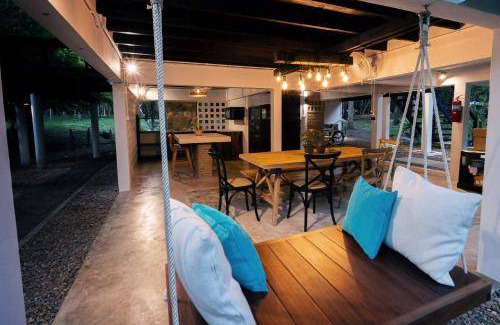 Kanchanaburi Villa | 180 m² Villa ∙ 3 bedrooms ∙ 6 guests