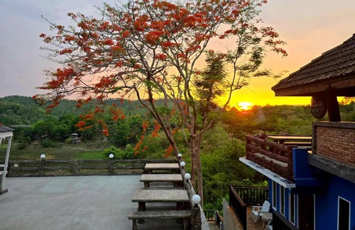 Sangkhla Buri Resort | 192 m² Resort ∙ 3 bedrooms ∙ 9 guests