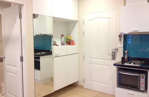 Khlong Ton Sai Apartment | 1BD Condo by the river, 6 min to ICON SIAM