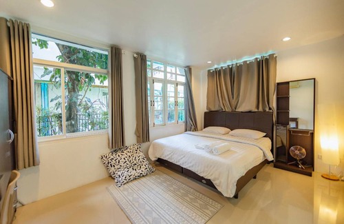 Nimman House | 222 m² House ∙ 4 bedrooms ∙ 8 guests