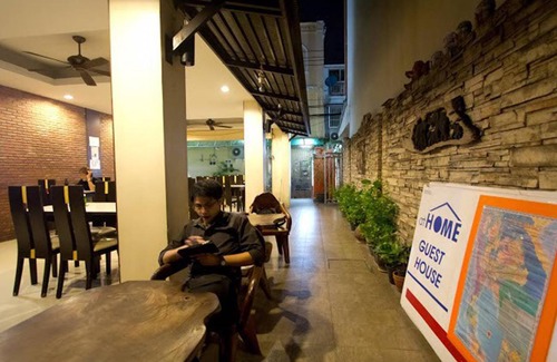 Wat Bowon Niwet Bed & Breakfast | 24 m² Bed and breakfast ∙ 3 guests