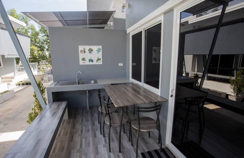 Samut Sakhon Resort | 24 m² Resort ∙ 3 guests