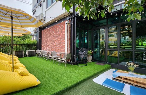 Lak Si Hostel | 25 m² Hostel ∙ 6 bedrooms ∙ 127 guests