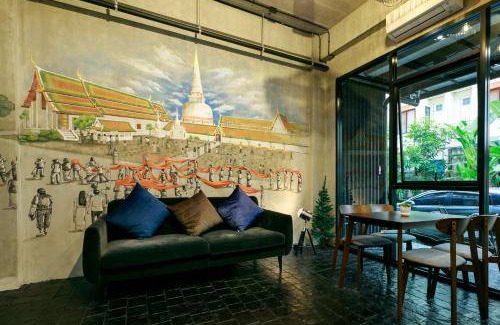 Nakhon Si Thammarat Hotel | 25 m² Hotel ∙ 2 guests