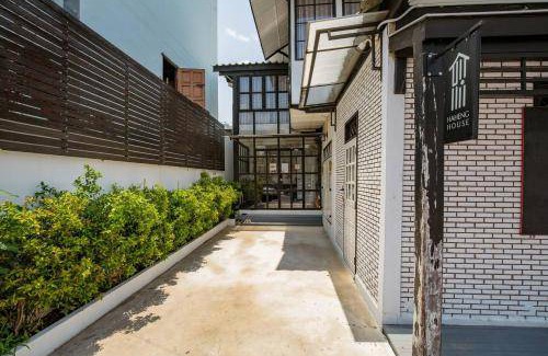 Dusit Bed & Breakfast | 25 m² Bed and breakfast ∙ 2 guests