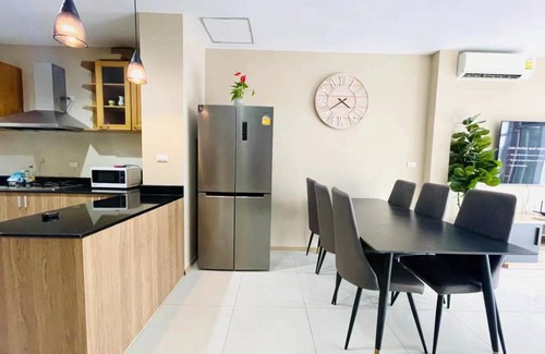 South Pattaya House | 250 m² House ∙ 5 bedrooms ∙ 10 guests