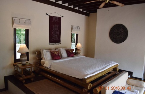 Bang Po Villa | 250 m² Villa ∙ 3 bedrooms ∙ 6 guests