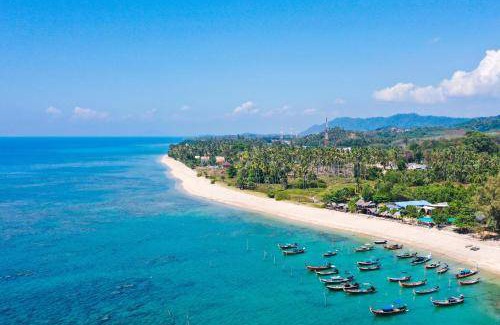 Ko Lanta Villa | 250 m² Villa ∙ 5 bedrooms ∙ 11 guests