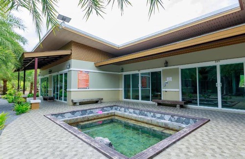 Huai Nam Khao Hotel | 252 m² Hotel ∙ 3 bedrooms ∙ 6 guests