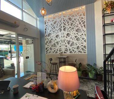 Lang Suan Hotel | 26 m² Hotel ∙ 5 guests