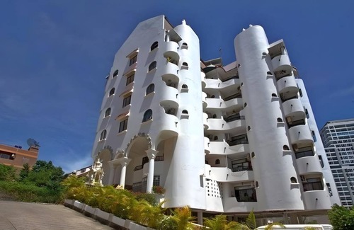 Pratumnak Hill Apartment | 27 m² Apartment ∙ 3 guests