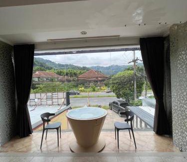 Kathu Bed & Breakfast | 30 m² Bed and breakfast ∙ 2 guests