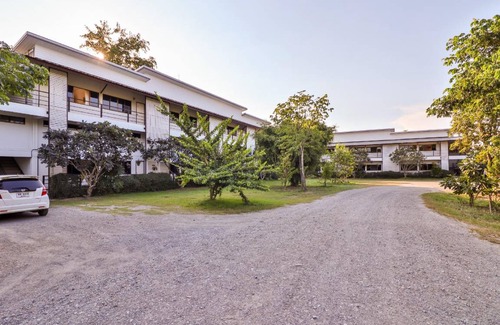 Lamphun Hotel | 30 m² Hotel ∙ 2 guests