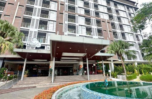 Bang Chalong Hotel | 32 m² Hotel ∙ 4 guests