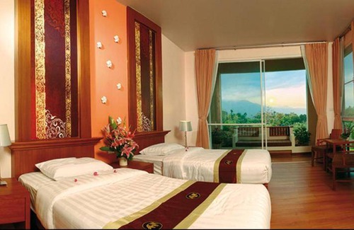 San Sai Resort | 341 m² Resort ∙ 3 bedrooms ∙ 127 guests