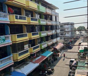 Jomtien Bed & Breakfast | 35 m² Bed and breakfast ∙ 2 guests