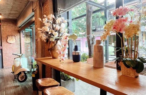Phlabphla Hostel | 40 m² Hostel ∙ 127 guests