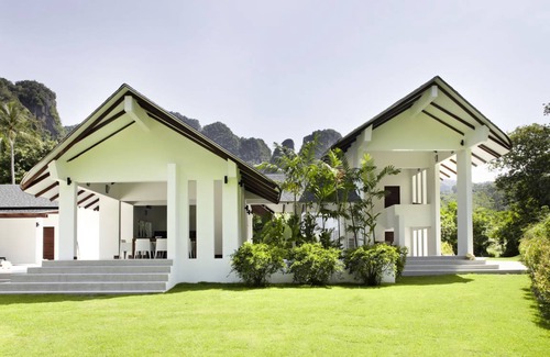 Krabi Villa | 400 m² Villa ∙ 4 bedrooms ∙ 10 guests