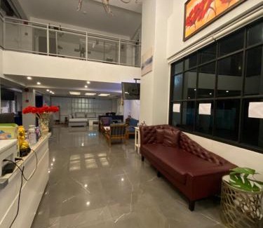 Ban Chang Lo Hotel | 43 Home