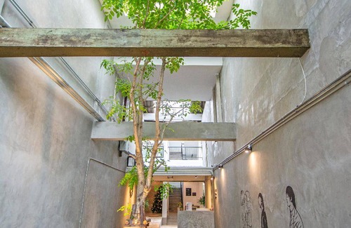 Bang Khun Phrom Hostel | 45 m² Hostel ∙ 127 guests