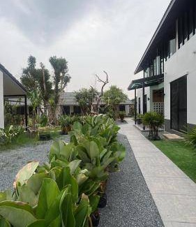 Trat Hostel | 50 m² Hostel ∙ 3 guests