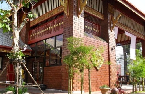 Mae Sot House | 50 m² Motel ∙ 5 guests