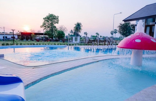 Sankhaburi Resort | 50 m² Resort ∙ 4 guests